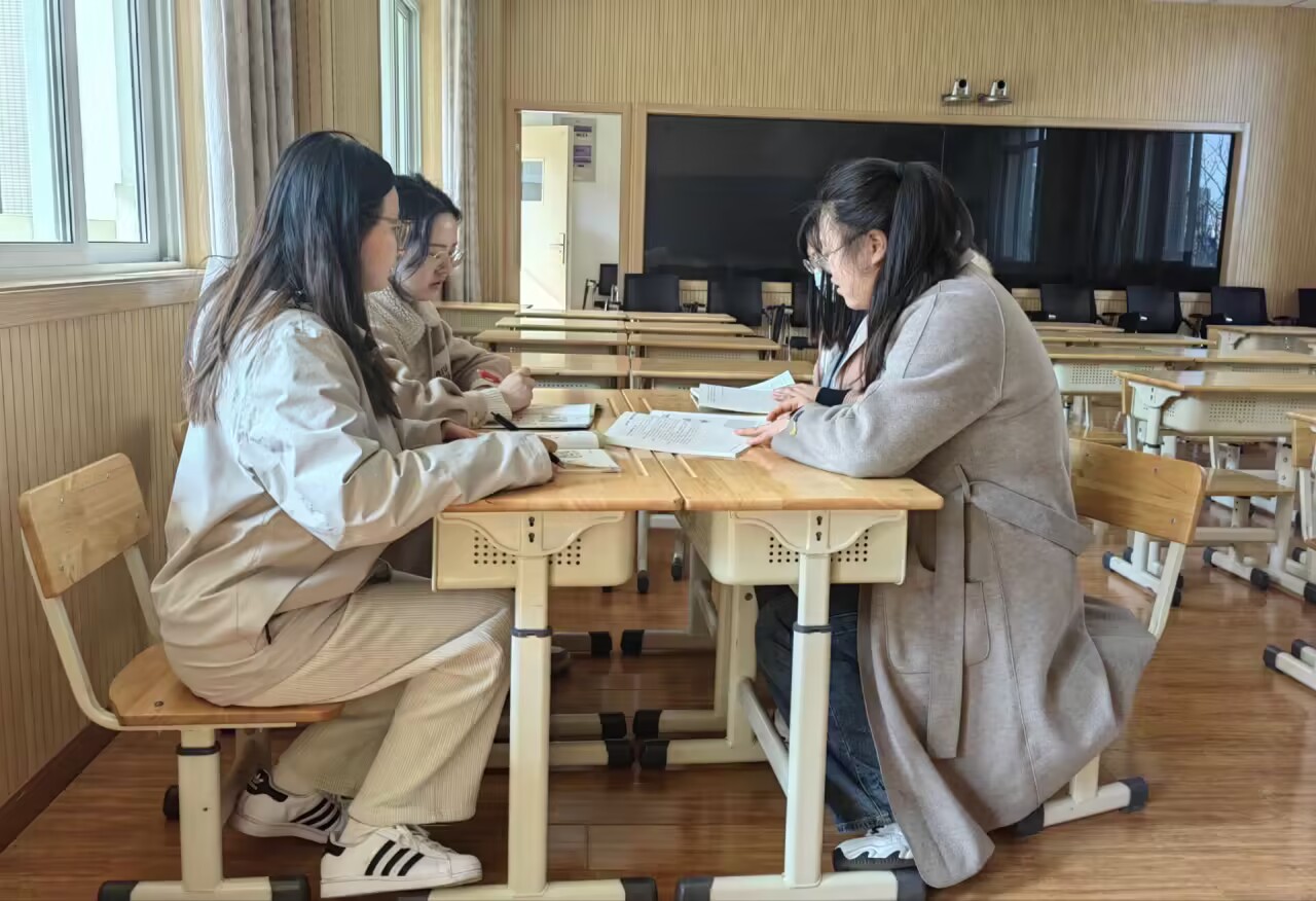 二年级.jpg