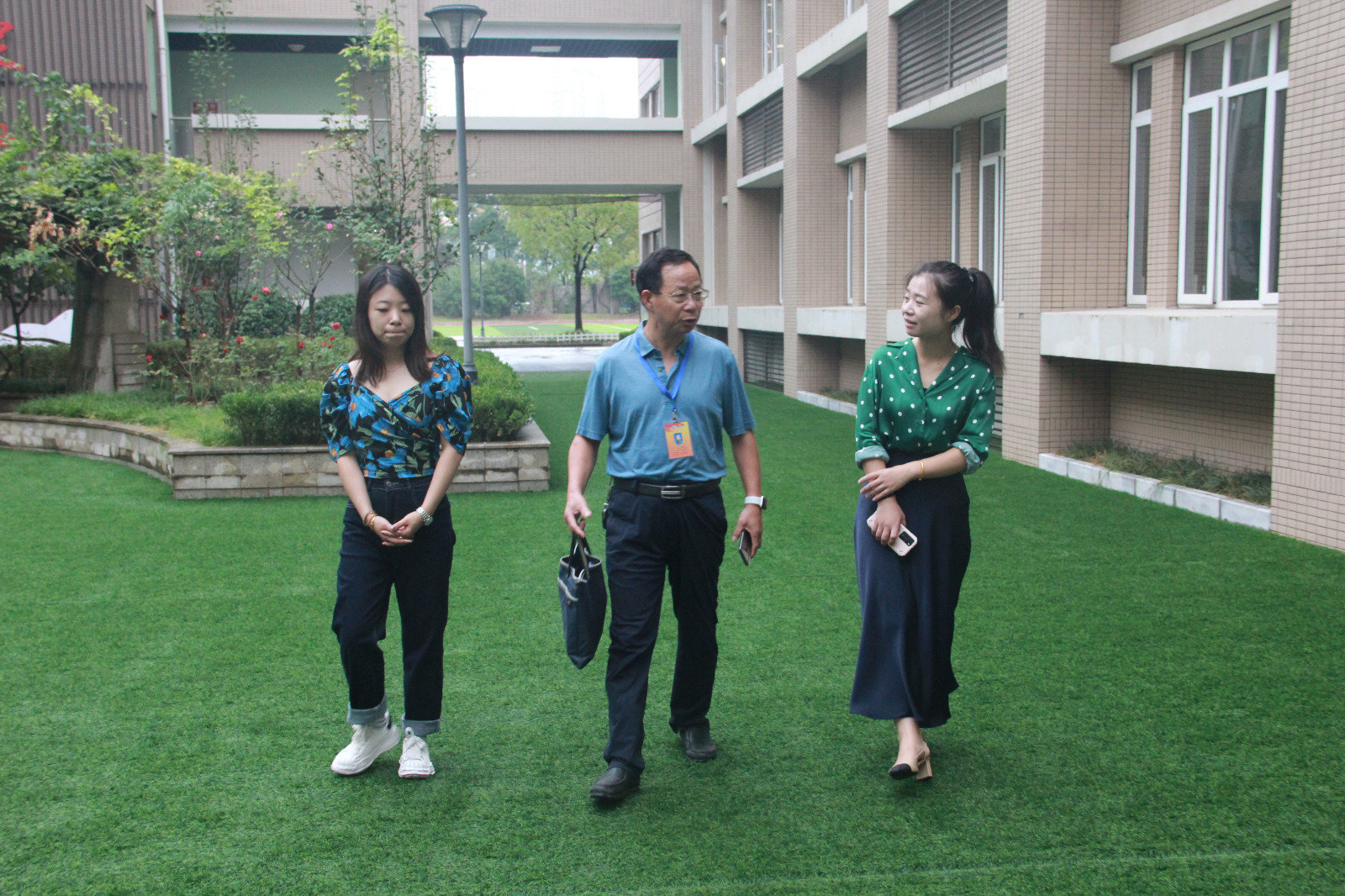 【花港一小】督学在行动，我们在成长