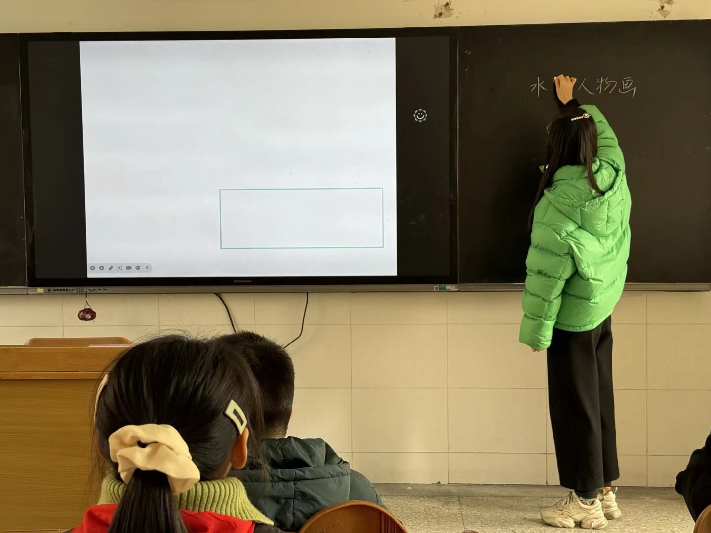 【花港一小】“守”好主阵地 “推”出新成长（一百四十一）