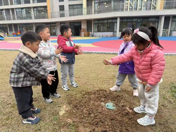 2025.3.12植树节活动_html_518003d4.jpg