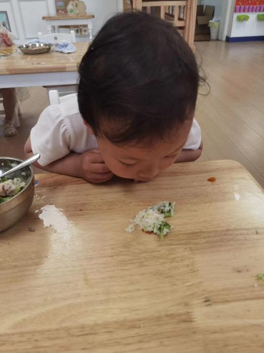 食物中毒演练新闻5.30_html_2f28ec8e.jpg