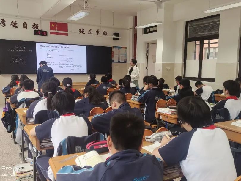 迈初_html_496c062b.jpg