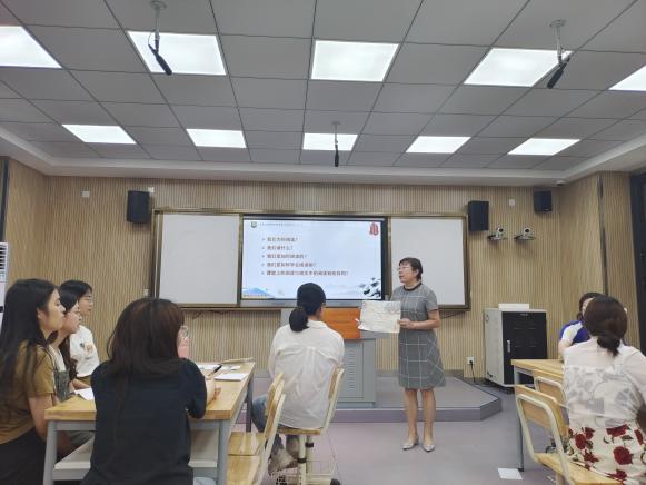 【梁晓燕名师工作室】送教促交流，研讨共成长——教学研讨之中桥中学站_html_m4a9675d4.jpg