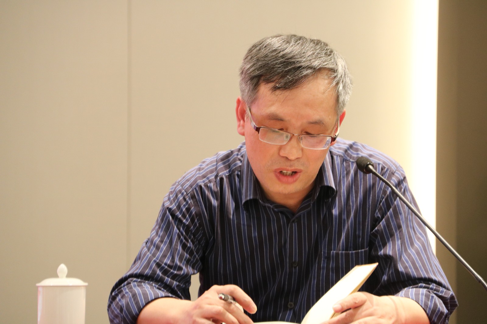 14-2 备课组交流-王老师.JPG
