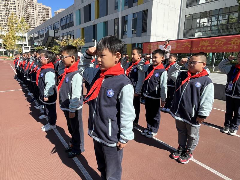 【正学丁三】锤炼高尚品格 争做优秀队员_html_1d0a3297.jpg