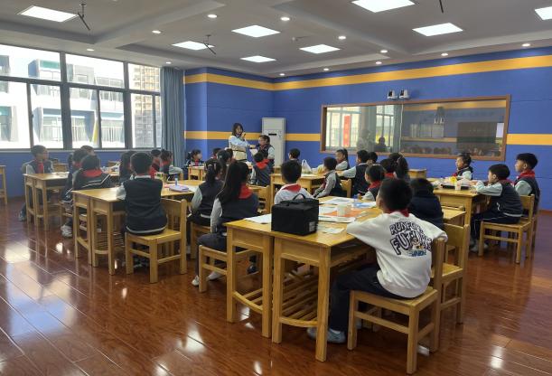 综合学科活动报道_html_49a8e6ca.jpg