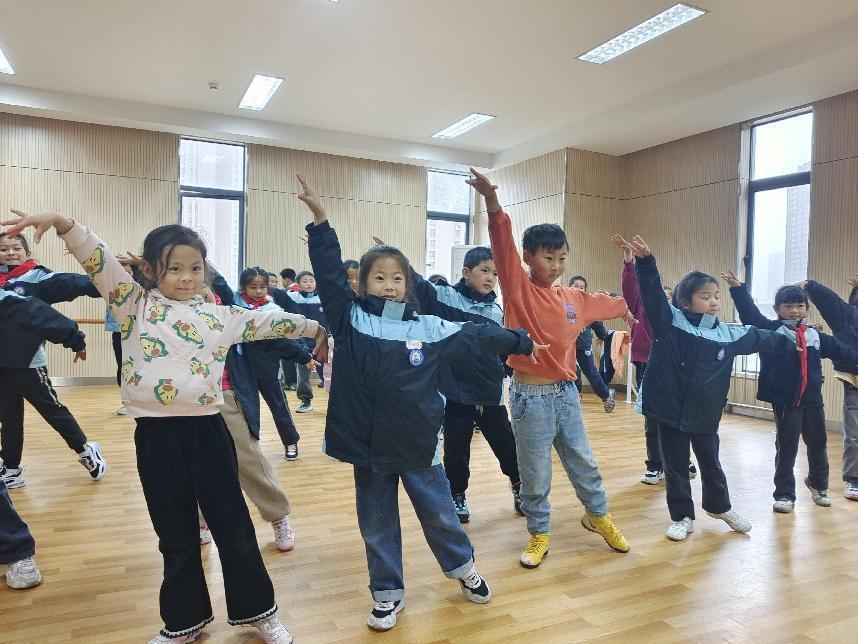 正学丁三(1)_html_28fa6ae1.png