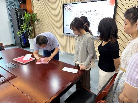 均衡分班 助力梦想_html_f5a6db9.jpg