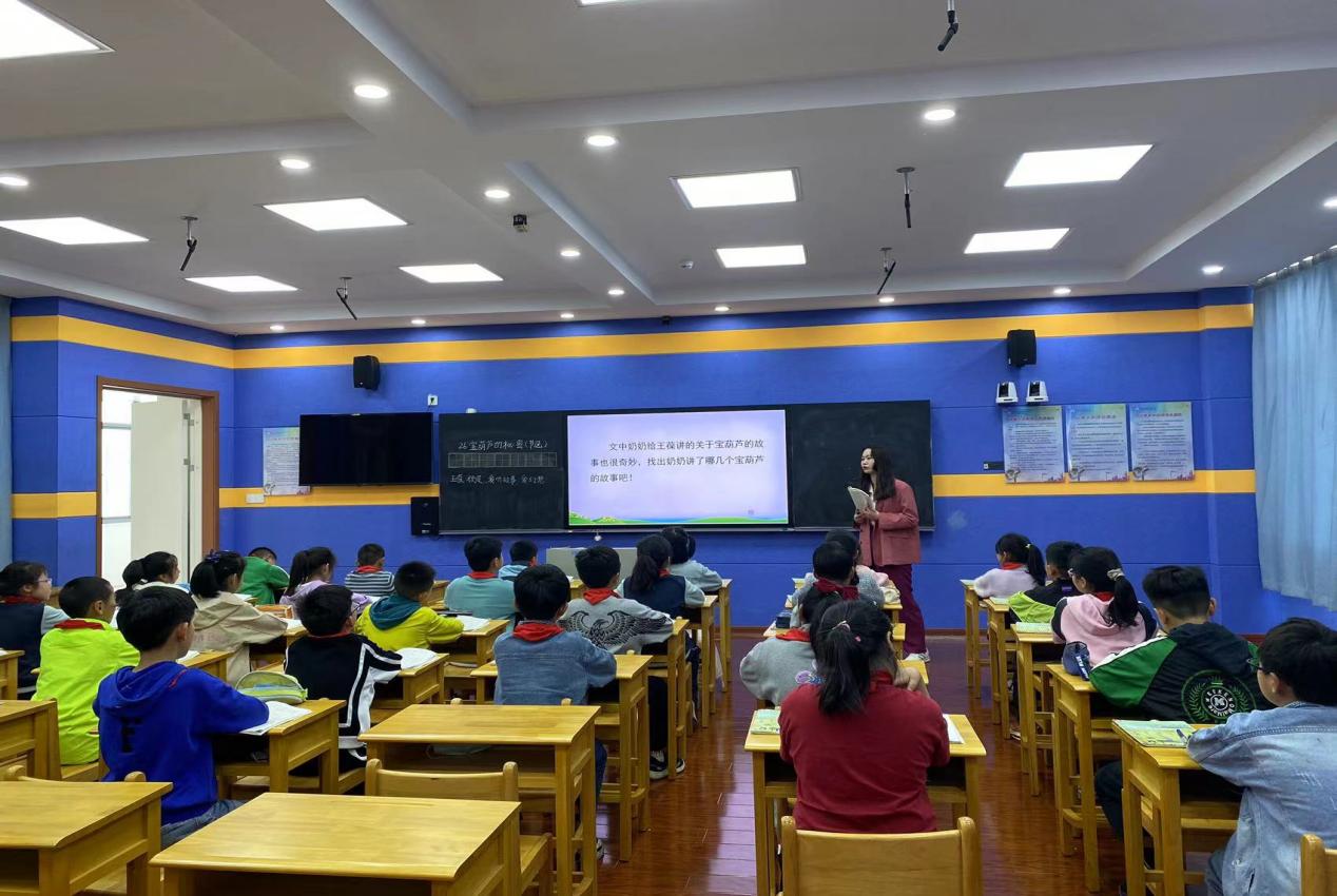 【正学丁三·教学】春荣万物研学季，三尺讲台竞峥嵘_html_66d710a1.jpg
