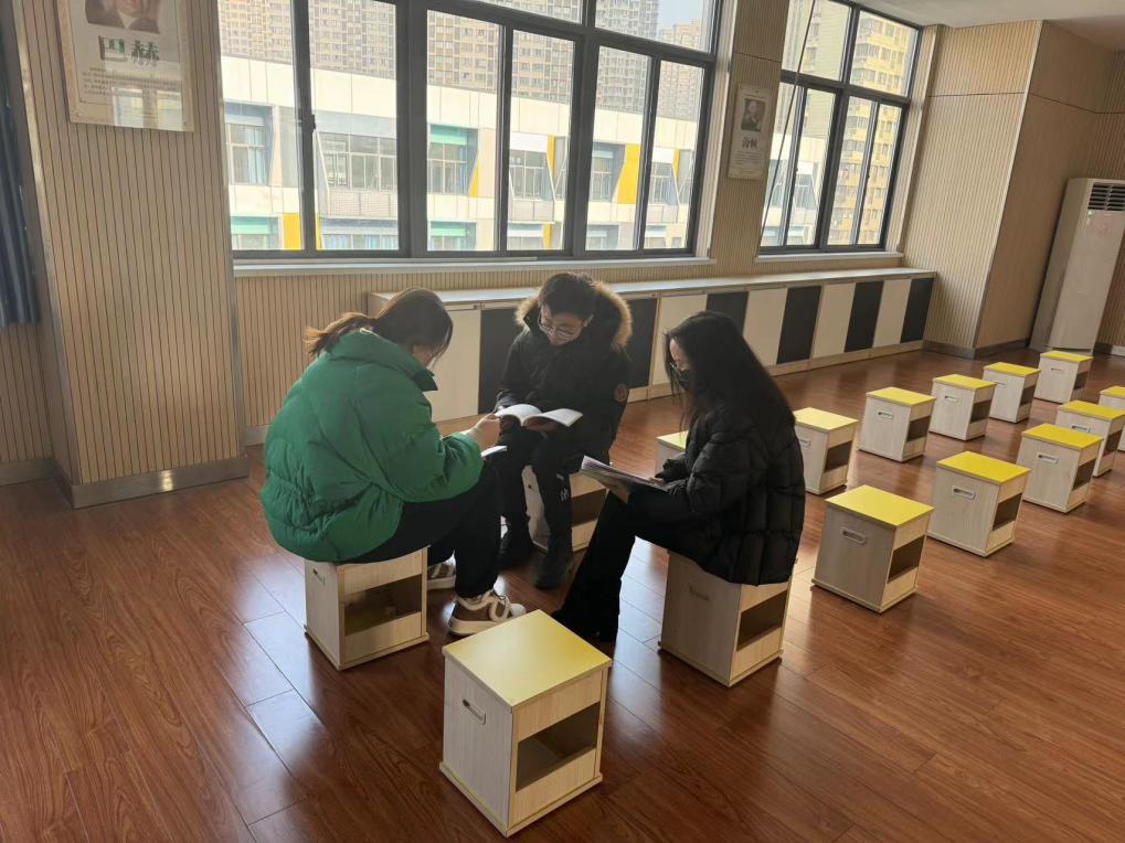 【正学丁三·教学】“聚”集体智慧 “备”精彩课堂——南京市丁家庄第三小学综合学科集体备课活动_html_199d29f4.jpg