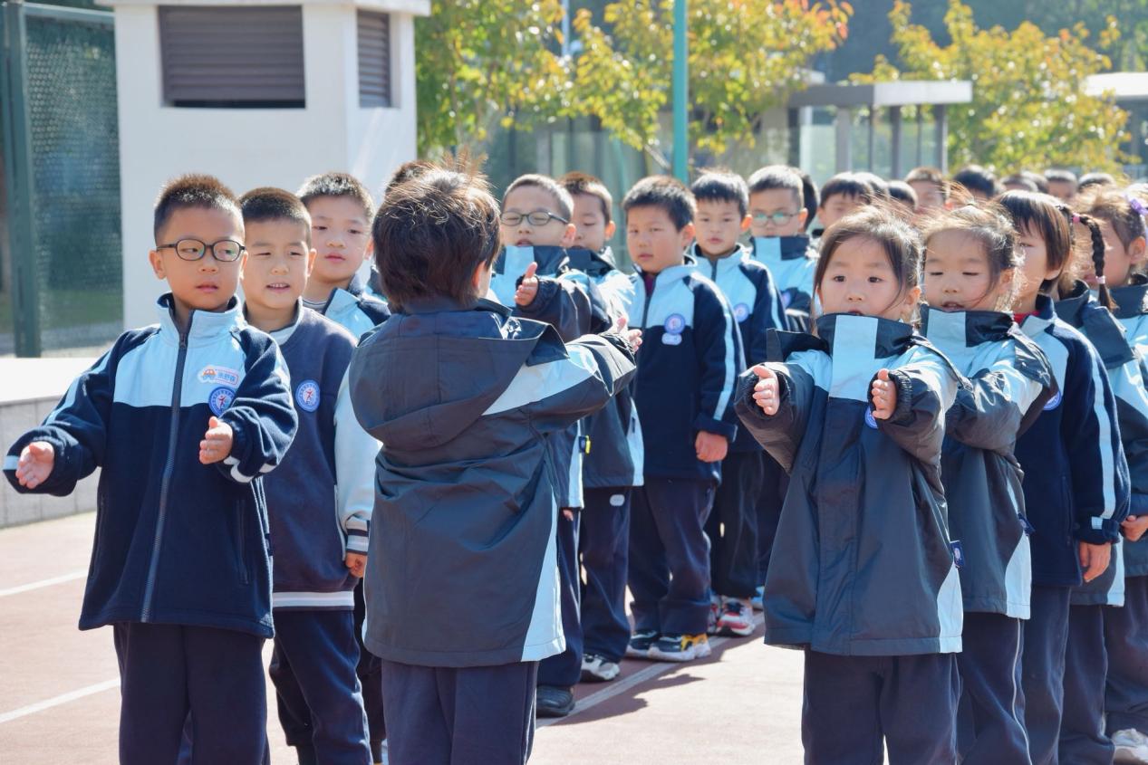 11.6满媛 讴歌生活报道_html_394b5bec.jpg