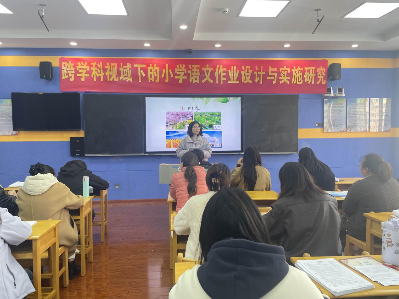 11.22刘欣妍《四季》报道_html_m7f65dc42.jpg