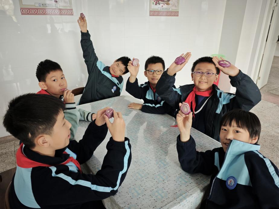 【正学丁三·德育】“蒸”·善·美——南京市丁家庄第三小学第十三期“家长进课堂”活动_html_m5bc226a3.jpg
