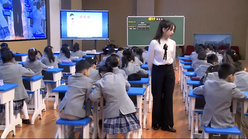 10.20丁家庄第三小学数学组观摩教材培训活动侧记_html_m8a736af.jpg