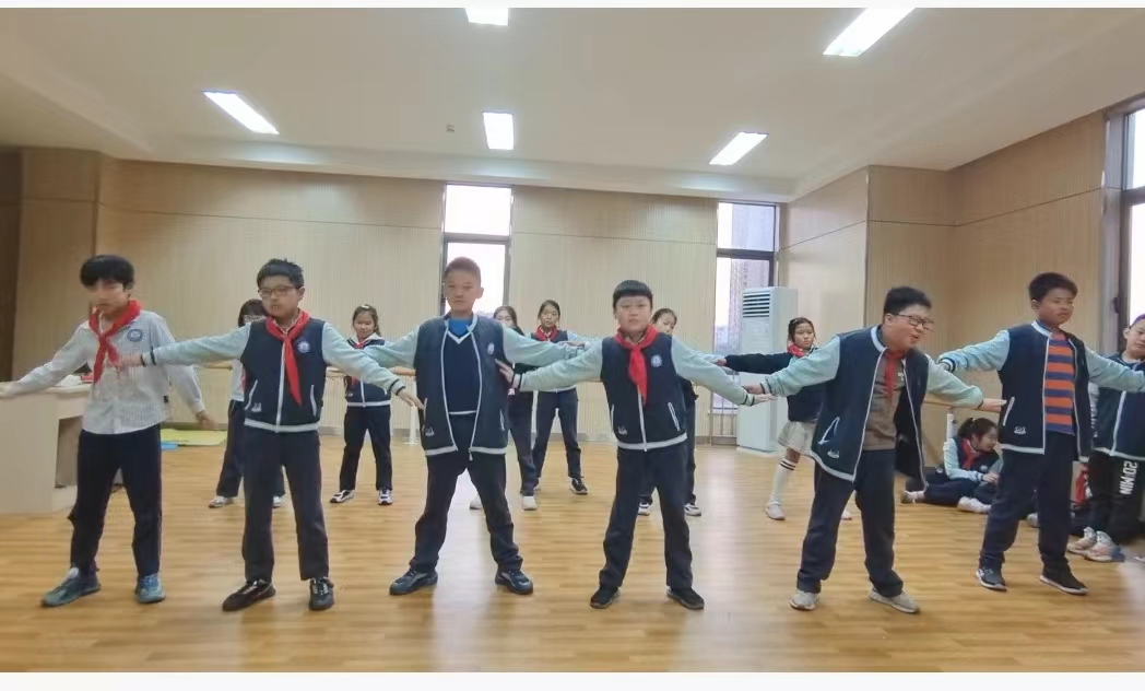社团活动报道_html_m5b5e0141.jpg
