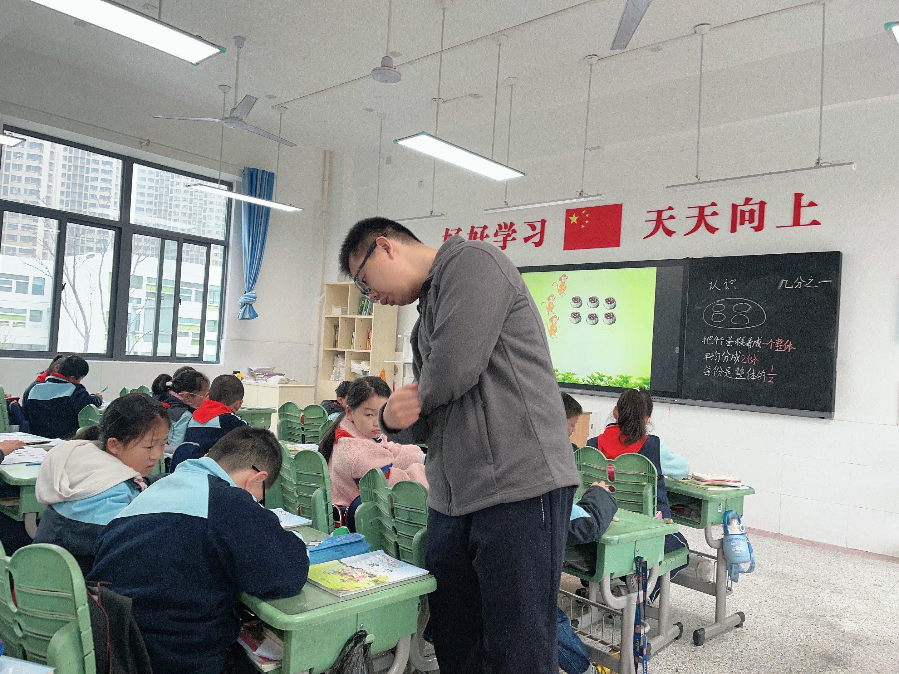 【正学丁三·教学】聚力前行蕴芬芳，教学研讨促成长——丁家庄第三小学小学数学教研活动侧记_html_me148154.jpg