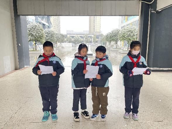 行观赏之礼，树文明新风报道_html_736f4ec4.jpg