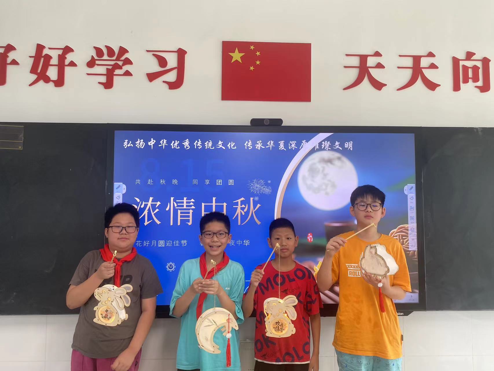 【正学丁三·德育】阅读之光点亮灯笼，共筑传统文化梦_html_m34b76324.jpg