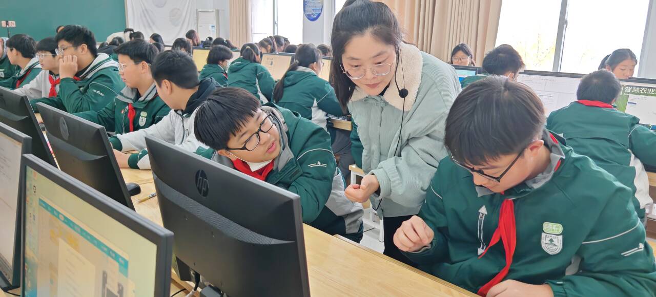 【慧行庄园・先进榜样 —— 荷塘新绿】庄园优秀教师邢朝斐先进事迹