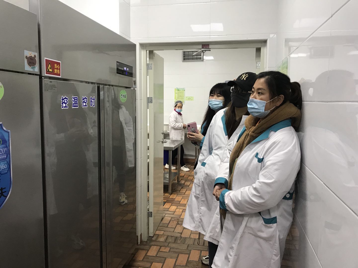 膳食委员会会议--2021.4.2_html_77a818cf.jpg