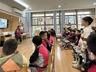 2024.11.20刘嘉琪【生命迈幼·臂膀守护】遇见金色秋天，乐享美食盛宴——记迈幼瑜憬湾分园家长开放半日活动_html_437939b.jpg