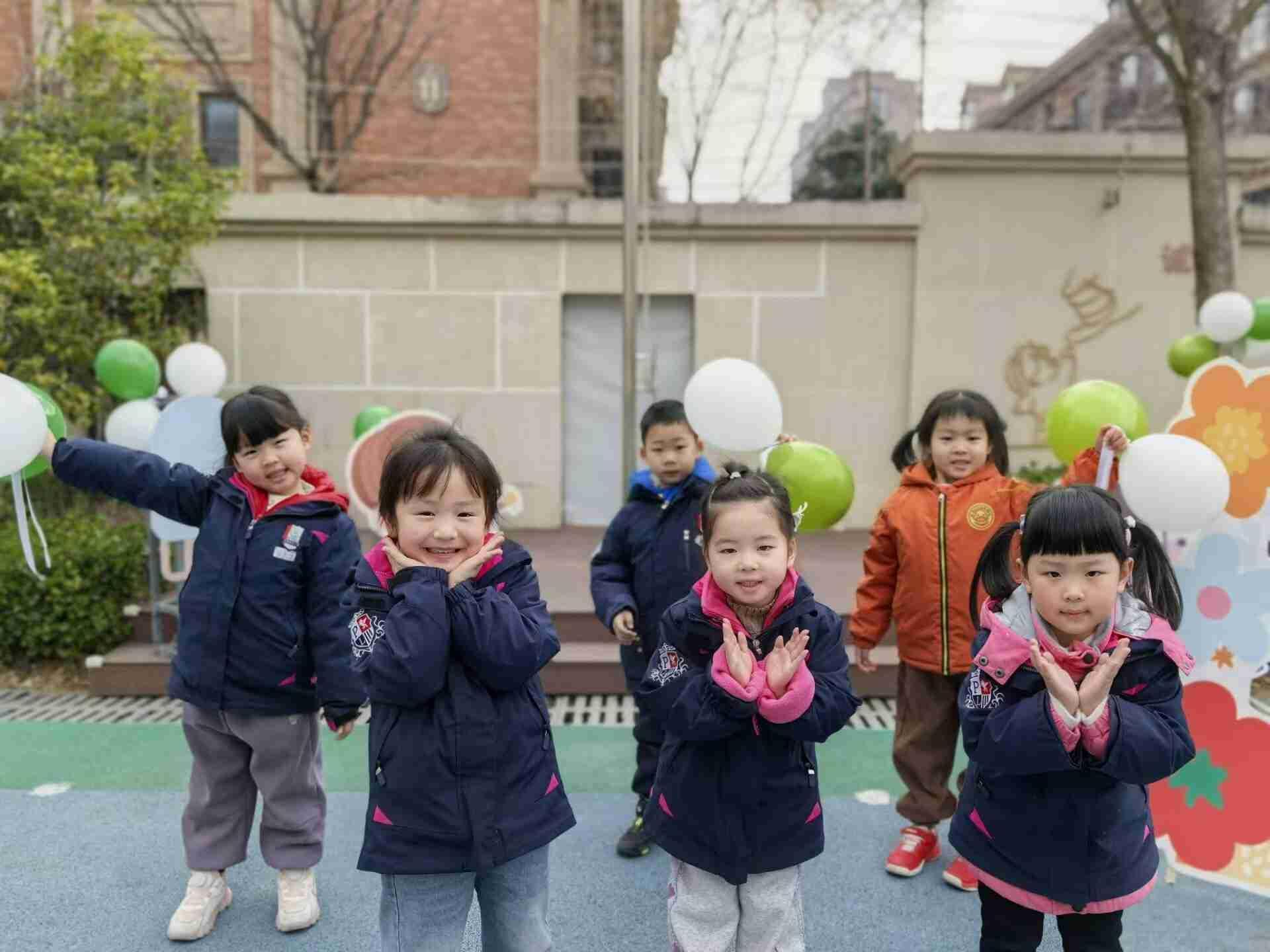 2025.3.10王牧云【生命迈幼·童年畅玩】植一抹绿色，溢一片春光——迈幼瑜憬湾分园植树节活动docx_html_3805f153.jpg