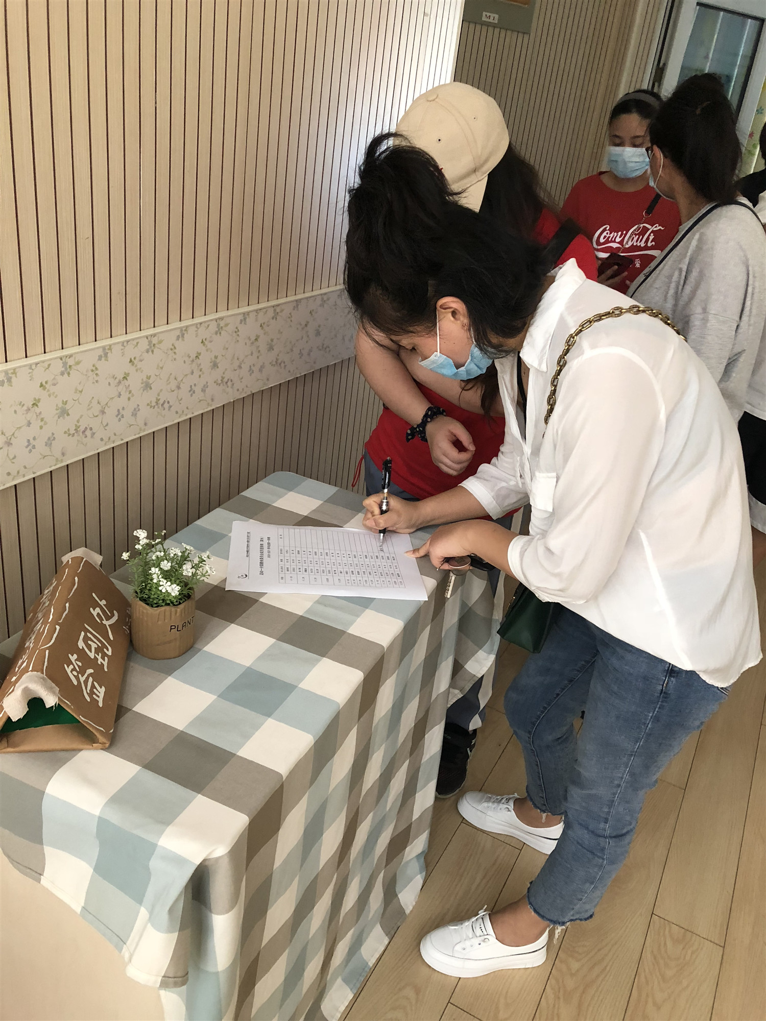 家长膳食委员会报道_html_m441f631e.jpg