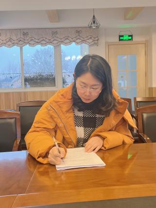 【栖霞】开题明思路 课题促成长(1)(1)_html_401782be.jpg