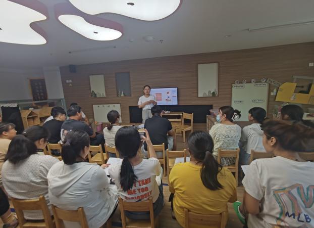 修改：家长会报道——陈玉玲 (1)_html_2f777ccd.jpg
