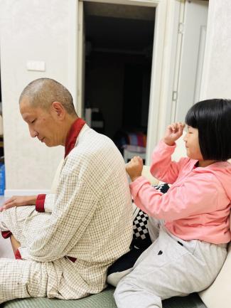 重阳节 报道（带批注）_html_m3ee05c2b.jpg