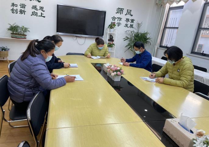 食品安全培训报道12.15_html_m53e8b184.jpg