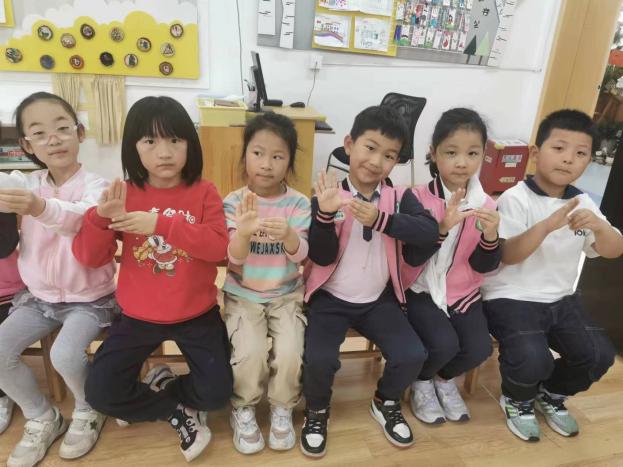 【生活燕幼·园区动态】燕幼中心园“时在小满，幸福满满”——大一班小满节气活动_html_44e08bdd.jpg