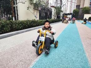 20241231【生活燕幼·园区动态】燕鸣苑分园：“寻年记，集五福”——庆祝元旦系列活动_html_m4a528e0.jpg