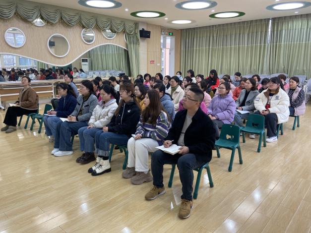 【生活燕幼·园区动态】下庙分园：“新学期，新征程”——新学期开学动员大会_html_2f358703.jpg
