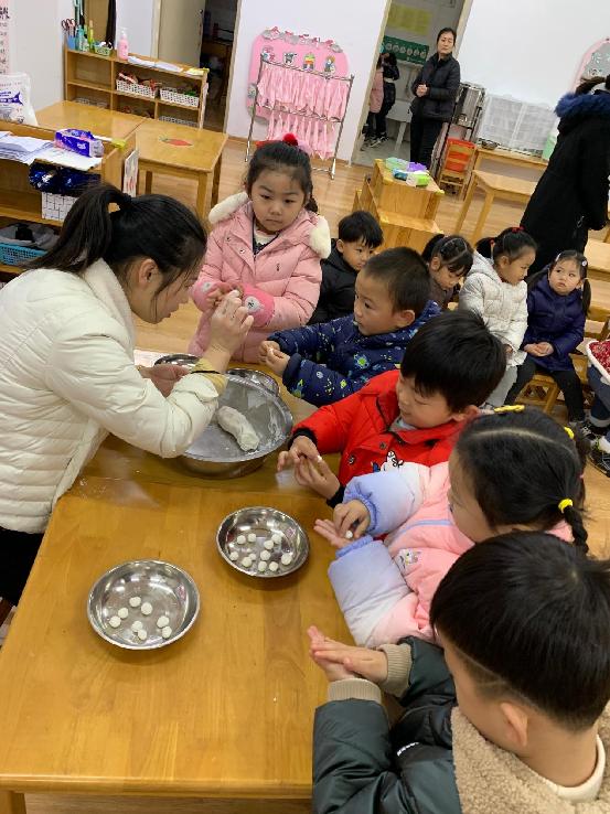 20220215祥和园区元宵节活动_html_428eb047.jpg