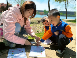 20240418【生活燕幼·园区动态】“春来日渐长，儿童寻春忙”——春游活动_html_4e54daa0.png