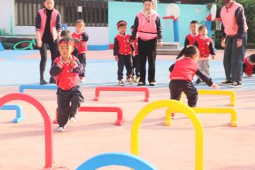 20221115新城园区中班年级组运动会新闻(1)_html_m3f7b5155.jpg