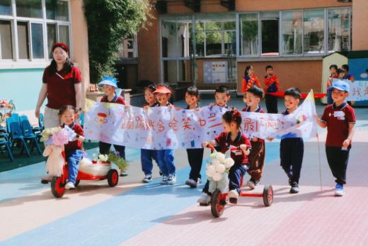 【生活燕幼·园区动态】下庙分园：“大手牵小手，球趣乐无穷”——小中班运动会_html_m5f733143.jpg