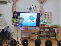 2023.4.14【生活燕幼·教研组动态】燕幼中心园：趣探科学，互促成长---科学教研组公开课活动_html_3760a055.jpg