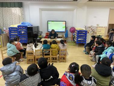 【生活燕幼·年级组动态】下庙分园：“拥抱自然，乐享耕趣”——中班年级组种植团活动(1)_html_m59fd18bd.jpg