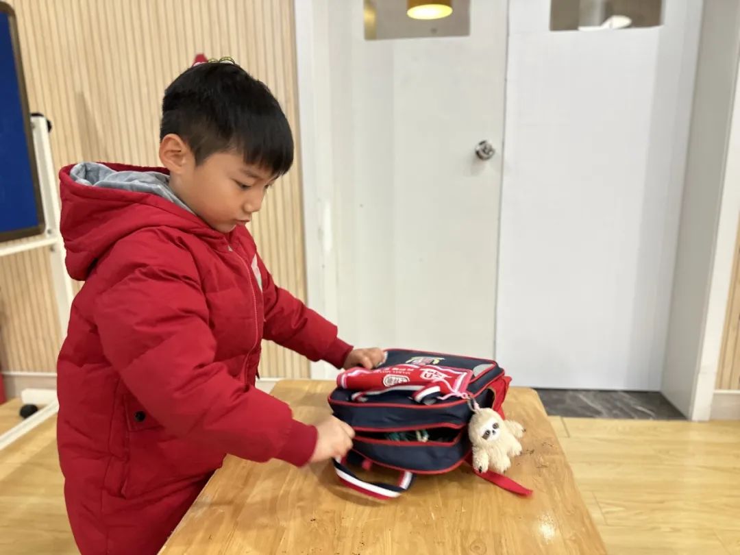 20231215【生活燕幼·园部动态】下庙分园：“自理小能手，快乐显身手”——自理能力大赛_html_4a996950.jpg