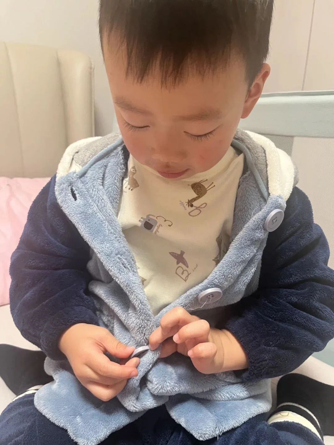 20231215【生活燕幼·园部动态】下庙分园：“自理小能手，快乐显身手”——自理能力大赛_html_2d01c66b.jpg