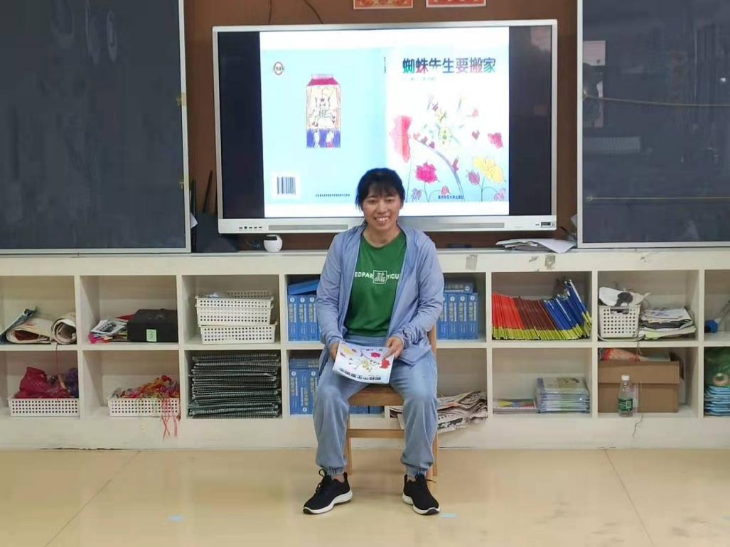 20210610 新城大班年级组故事团新闻(1)_html_m5b8a1ec5.jpg