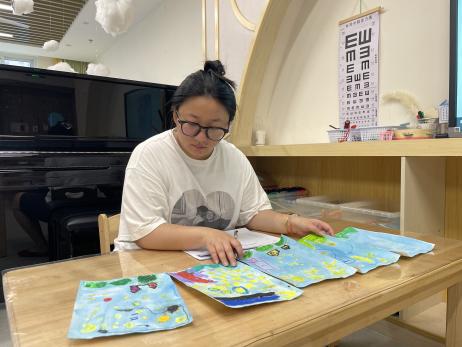20240621【生活燕幼·园区动态】童年不同样 趣评见成长——幼儿园期末评估活动_html_mfcc9904.jpg