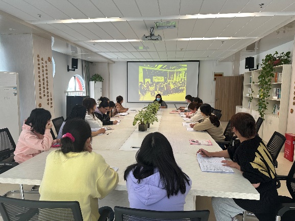 20240517  【生活燕幼·园区动态】美好“食”光，“研”之有道——自主进餐系列教研_html_1368559a.jpg