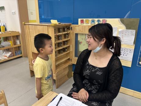 20240621【生活燕幼·园区动态】童年不同样 趣评见成长——幼儿园期末评估活动_html_m27cefe19.jpg