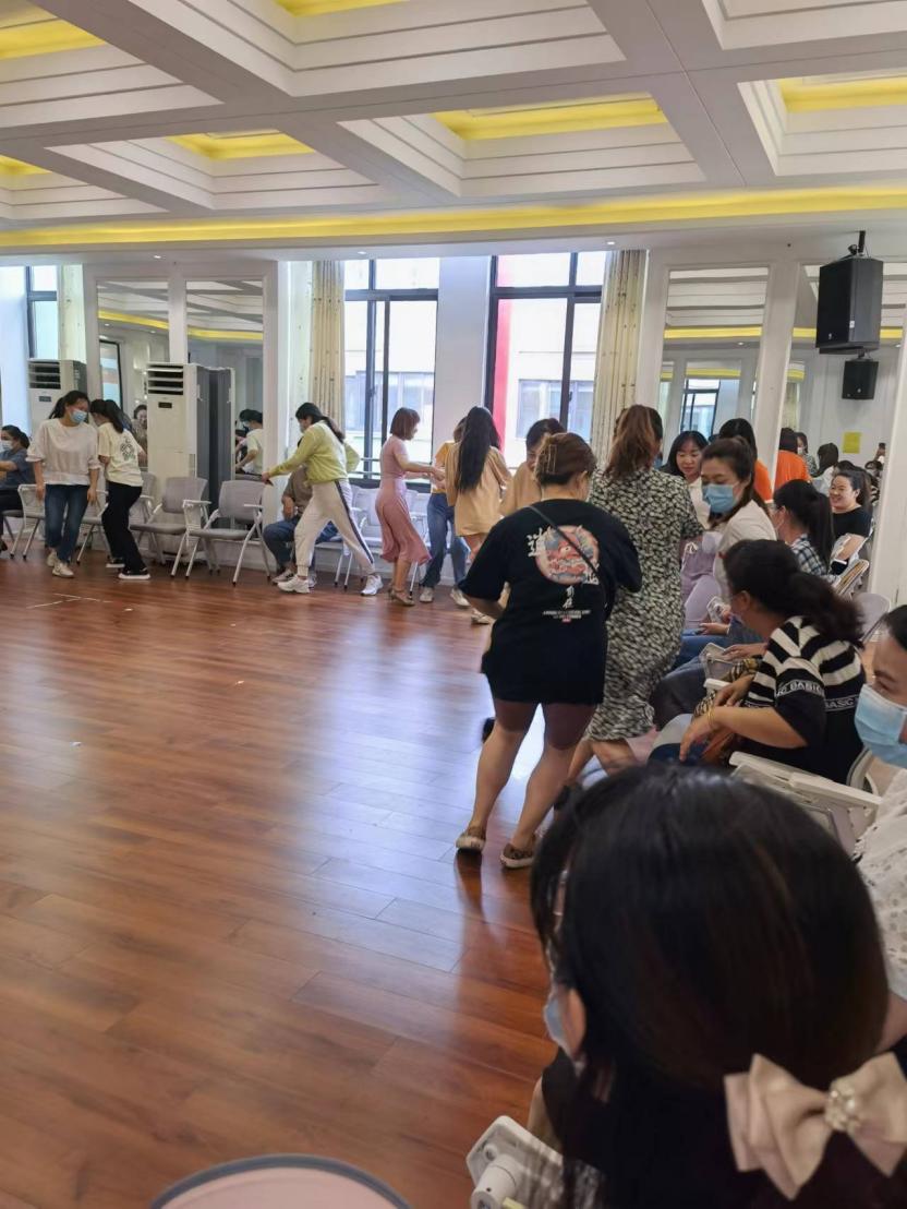 20220620新城园级家委会暨膳委会_html_m2fa243a6.jpg