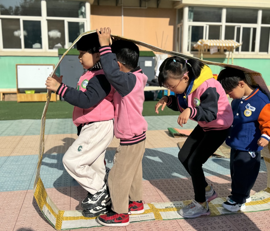 【生活燕幼·园区动态】下庙分园：“大手拉小手，运动迎园庆”——大带小运动会_html_m1cee4ce.jpg