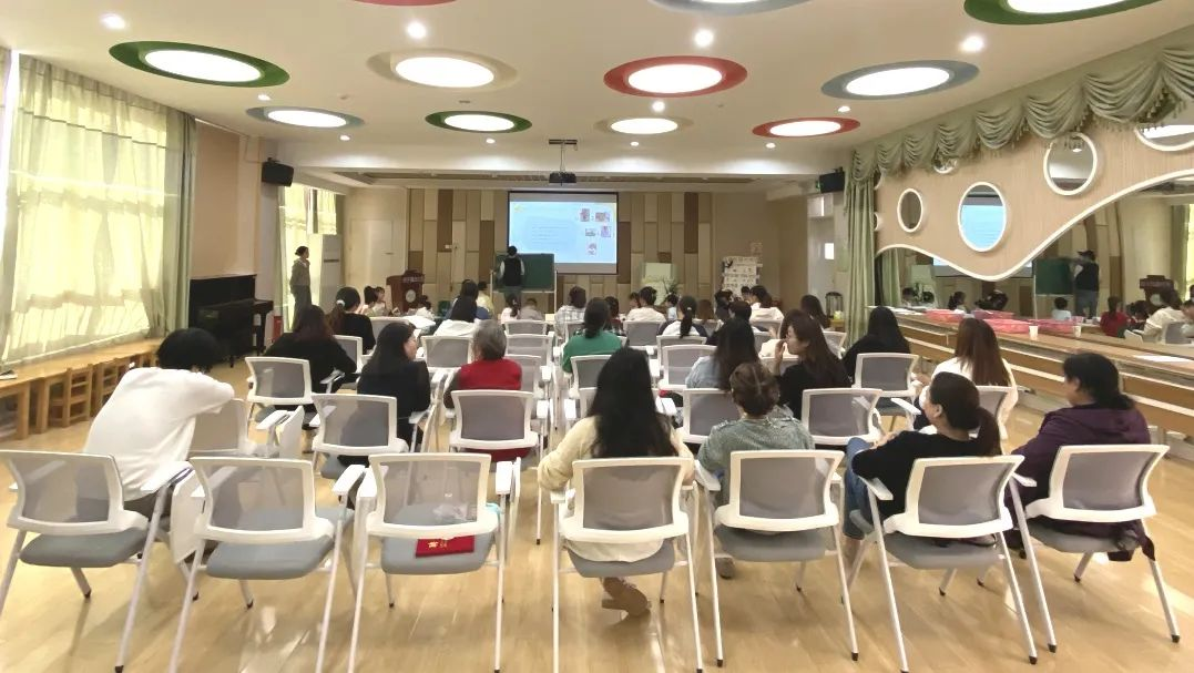 20231013【生活燕幼·园区动态】下庙分园：“哥哥姐姐帮助你，聆听小先生的声音”——记第三次儿童陶研会_html_d15b77c.png