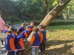 2023.10.26 小班年级组社区活动_html_5a786c30.jpg
